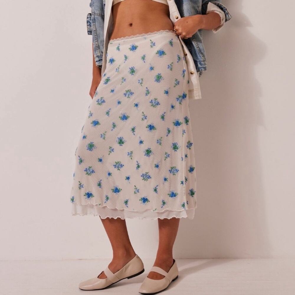 Free People Ivory Combo Blue Floral Clarissa Floral Half Slip Midi Skirt Sz M